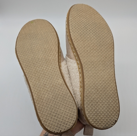 Toms Bota cream faux Sherpa fur lace up shoe 9 - Picture 7 of 9